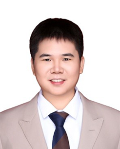 陈　佳